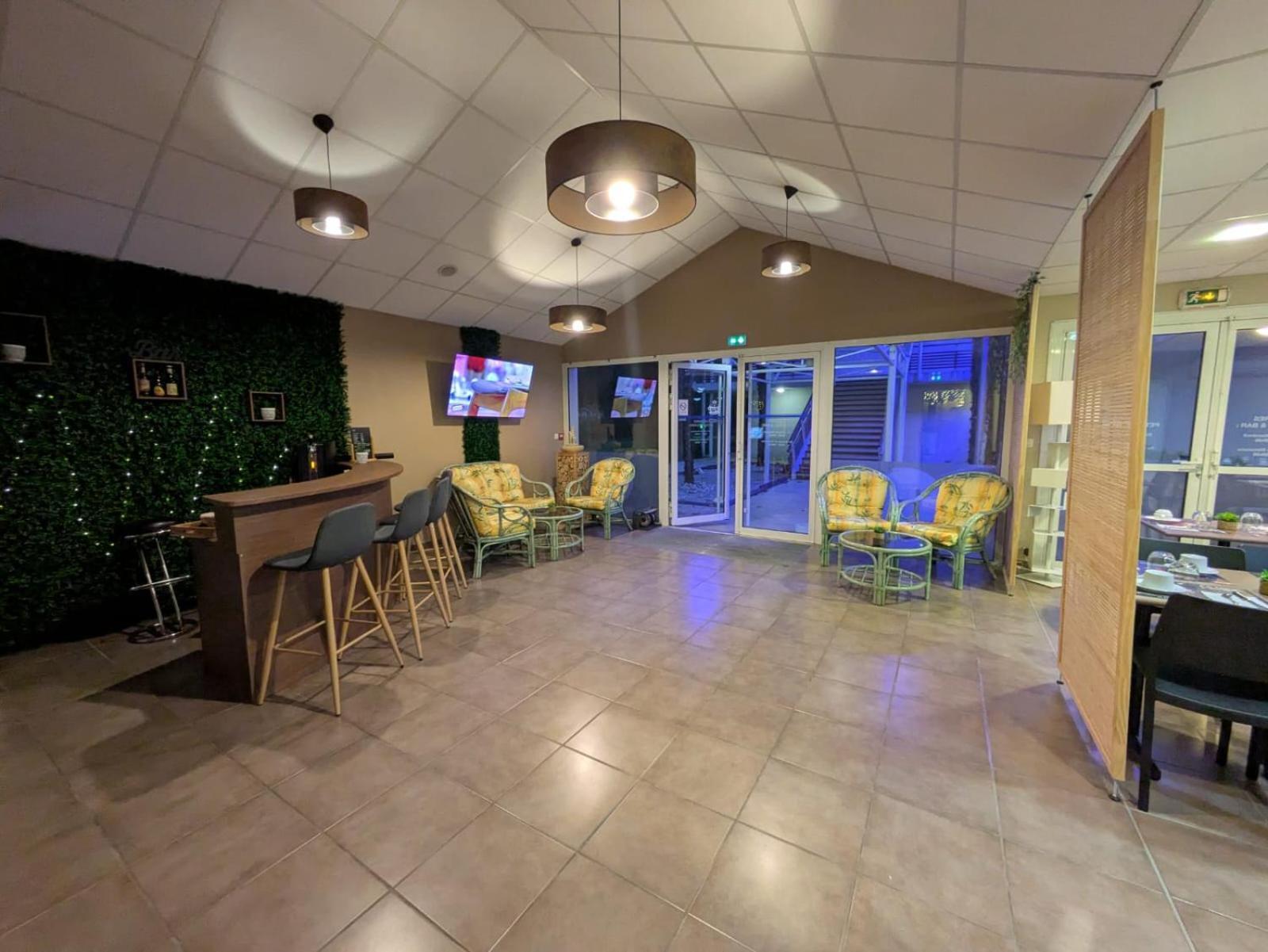 Hotel L'Oceane Angers Parc Expo Verrieres-en-Anjou Exterior foto
